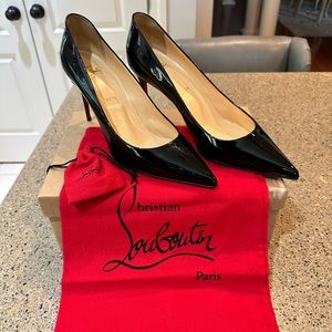 CHRISTIAN LOUBOUTIN So Kate 85 Patent black Pointed-Toe Red Sole Pump